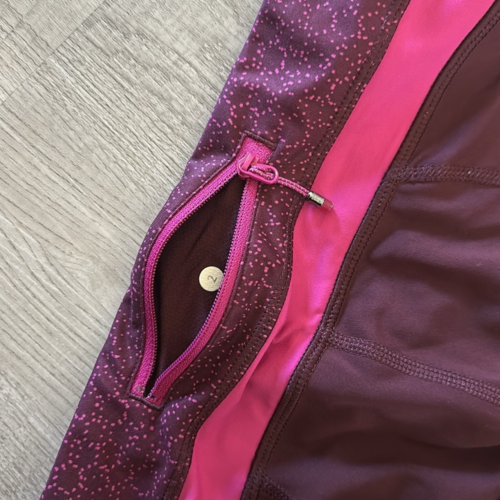 Lululemon Burgundy Leggings - Picture 4 of 4